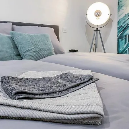 Apartment Stylisches Mit Terrasse In Der Altstadt Von *